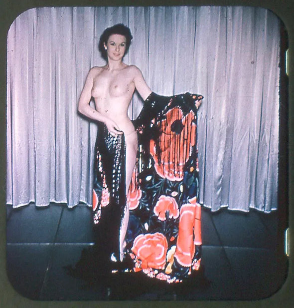 2 Colorelief Risque Cards - Montmartre Miss Universe at the Cabaret "La Nouvelle Eve" 1950s Nude Stars - 16 images - vintage 3Dstereo.com 