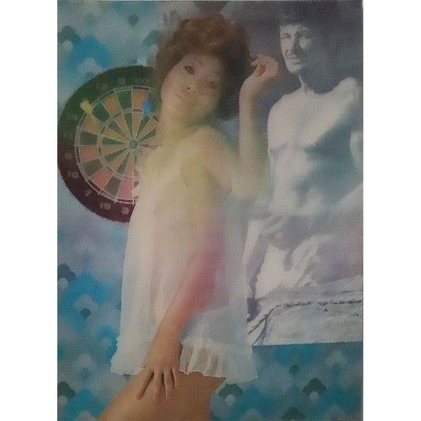 7 ANDREW - Pinup Postcard/Greeting Card (Flicker Lenticular) - 'Darts w/Charles' - c.1960s 3dstereo 