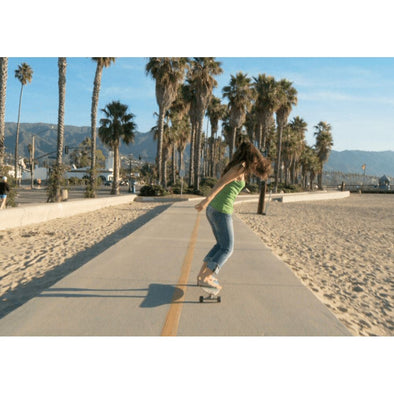 Skateboarding in Santa Barbara, California - 3D Action Lenticular Postcard Greeting Card Postcard 3dstereo 