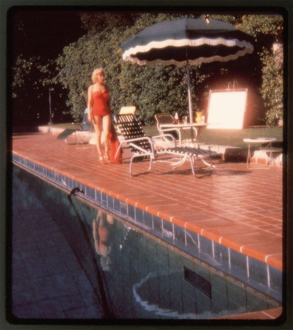 Pin-Up Stereo Slide - Marilyn-Monroe at Harold Lloyd's Pool - 1952 - Kodachrome - vintage Reels 3dstereo 